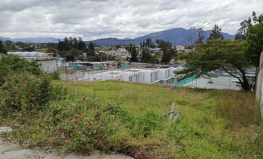 Hermoso terreno zona exclusiva Puembo