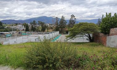 Hermoso terreno zona exclusiva Puembo