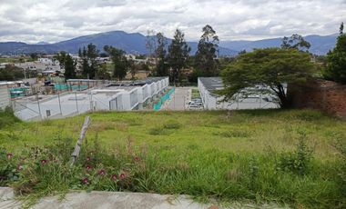 Hermoso terreno zona exclusiva Puembo