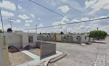 CASA EN VENTA EN INTEGRACION FAMILIAR