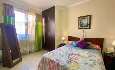 SE VENDE CASA SECTOR CDLA. SANTA ELENA EN MACHALA