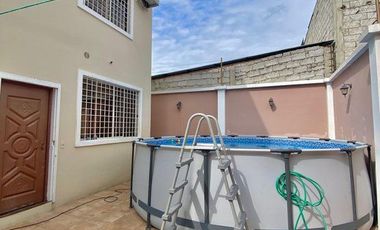 SE VENDE CASA SECTOR CDLA. SANTA ELENA EN MACHALA