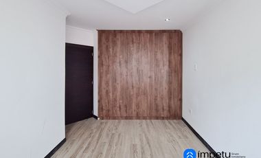 Se vende casa tres habitaciones al sur de la ciudad
