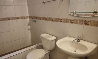 Departamento de alquiler en Los Ceibos, 4 dormitorios, piscina, 2 parqueos.