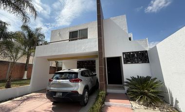 CASA EN VENTA FRACCIONAMIENTO SAN PEDRO CHOLULA MOMOXPAN LA CARCAÑA