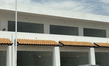 VENTA DE LOCAL EN PLAZA LA CANTERA AL PONIENTE DE AGS