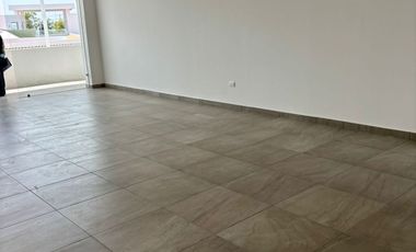 VENTA DE LOCAL EN PLAZA LA CANTERA AL PONIENTE DE AGS