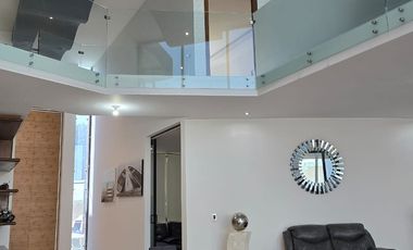 CASA EN VENTA AL NORTE DE SALTILLO EN FRACCIONAMIENTO JARDINES DE VERSALLES MODERNA CON ALBERCA