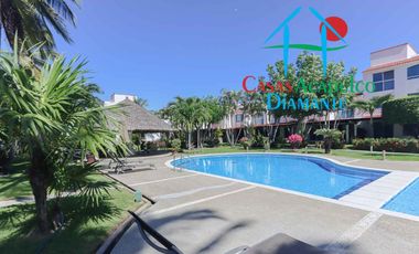 Casa con Acceso a Club de Playa, Terrazas y 3 Recámaras