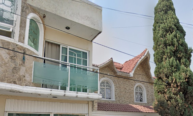 GRAN CASA EN FRACCIONAMIENTO LOMA DORADA JALISCO!!
