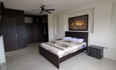 CASA COMPLETAMENTE AMOBLADA EN ALQUILER