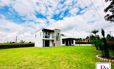 VENDO HERMOSA FINCA EN EL CARMEN DE VIBORAL