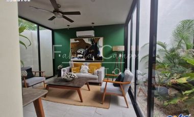 Casa de 2 plantas y 2 recámaras de venta en Chuburná - entrega DICIEMBRE 2025