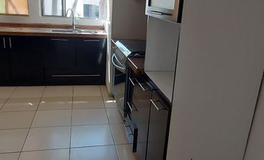 Casa en renta con terreno adicional Lomas del Refugio, Priv Montes Málaga,con control de acceso y guardias de seguridad León, Gto