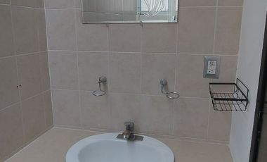 Casa en renta con terreno adicional Lomas del Refugio, Priv Montes Málaga,con control de acceso y guardias de seguridad León, Gto