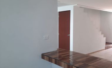 Casa De 3 Habitaciones En Venta En San José La Laguna, Amozoc