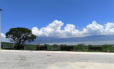 Terrenos en Venta en Jocotepec Fracc Rivera del Cardenal