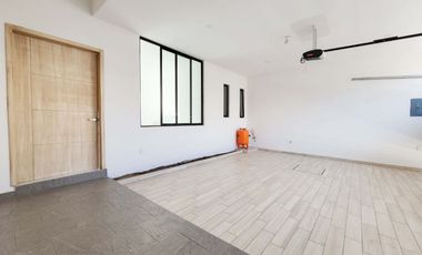VENDO LUJOSA CASA LADO SOMBRA EN FRACC. COSTA DE ORO,
