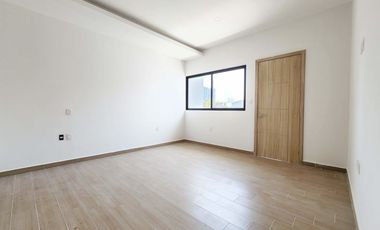 VENDO LUJOSA CASA LADO SOMBRA EN FRACC. COSTA DE ORO,