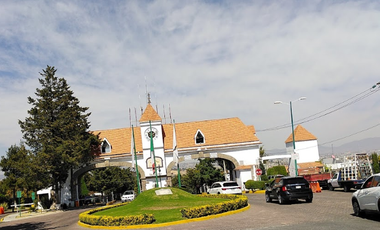 Casa en venta en Condado de Sayavedra Atizapán de Zaragoza EdoMéx., ¡Compra directa con el Banco, no se aceptan créditos!