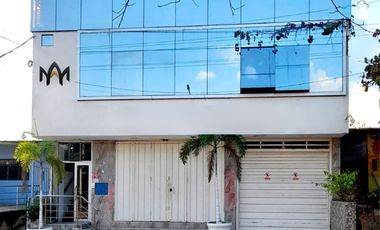 Este moderno hotel con amplio local comercial en el primer piso más sótano, cerca del aeropuerto, es una 'mina de oro' sin explotar.