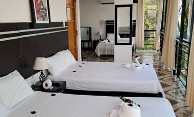 Este moderno hotel con amplio local comercial en el primer piso más sótano, cerca del aeropuerto, es una 'mina de oro' sin explotar.