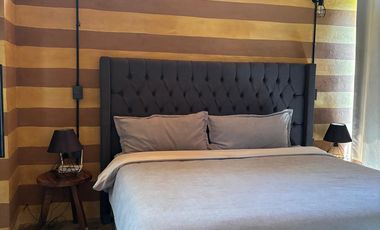 Venta de casa moderna en condominio