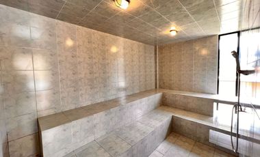 En Venta Quinta con Terreno Amplio en la Autopista Azogues Cuenca