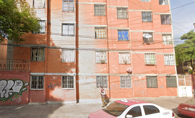 CONDOMINIO EN VENTA EN HOJALATERIA, ESQ. PANADEROS 114 VENUSTIANO CARRANZA. CDMX. ZG15