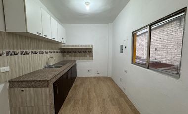 VENTA DE AMPLIA CASA EN AV. DOMINGO COMÍN – SUR DE GUAYAQUIL