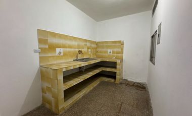 VENTA DE AMPLIA CASA EN AV. DOMINGO COMÍN – SUR DE GUAYAQUIL