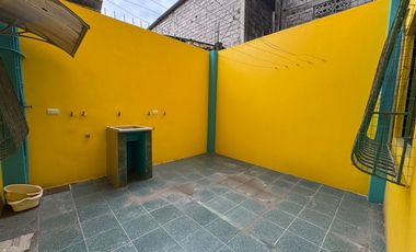 VENTA DE AMPLIA CASA EN AV. DOMINGO COMÍN – SUR DE GUAYAQUIL