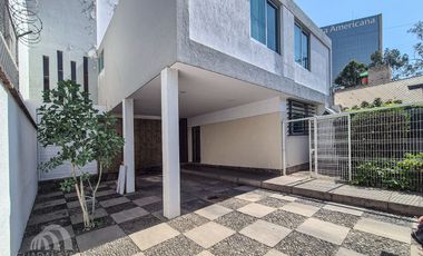 Casa en VENTA a dos cuadras de la Minerva, Guadalajara.