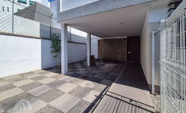Casa en VENTA a dos cuadras de la Minerva, Guadalajara.
