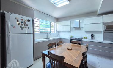 Casa en VENTA a dos cuadras de la Minerva, Guadalajara.