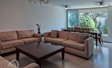 Casa en VENTA a dos cuadras de la Minerva, Guadalajara.