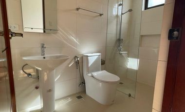 5BR HOUSE & LOT; BF NORTHWEST - BF HOMES, PARANAQUE CITY - FOR SALE
