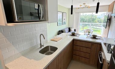 Vendo Moderno Departamento de Estreno en Surco !!