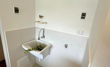 Vendo Moderno Departamento de Estreno en Surco !!