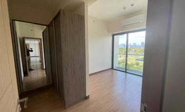 2 Bedroom Condo FOR SALE in The Albany Luxury Residence beside Manila Polo Club