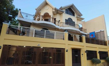 3-Storey House & Lot in Southwoods, Biñan, Laguna