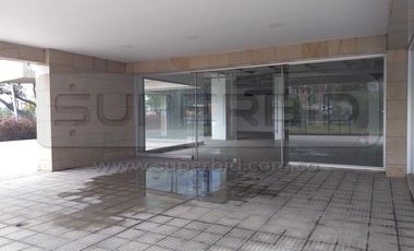 LOCAL COMERCIAL 114, INT. 141, EDIFICIO ZONA FRANCA BUSINESS CENTER