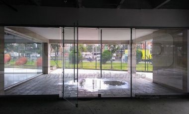 LOCAL COMERCIAL 114, INT. 141, EDIFICIO ZONA FRANCA BUSINESS CENTER