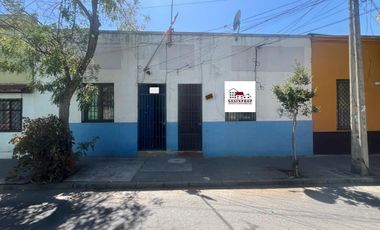Casa sólida en Santiago Centro, Metro Ñuble.