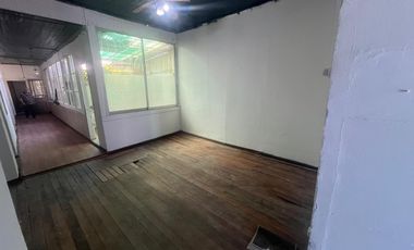 Casa sólida en Santiago Centro, Metro Ñuble.