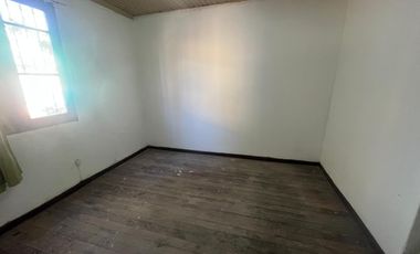 Casa sólida en Santiago Centro, Metro Ñuble.