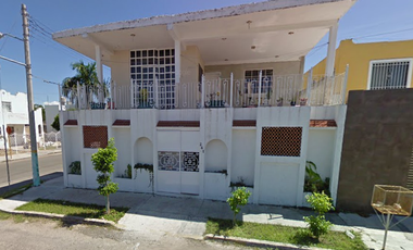 VENTA DE CASA CALLE UNIVERSIDAD FRACCIONAMIENTO RESIDENCIAL CARIBE CHETUMAL Q R