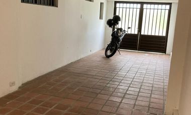 LOCAL PARA EMPRESA EN LA ARBOLEDA