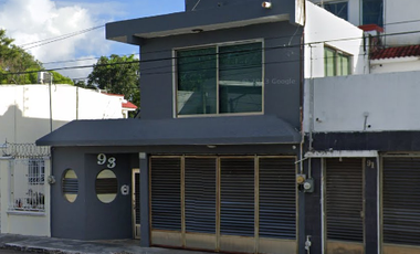 VENTA DE CASA CALLE MANUEL ACUÑA CENTRO CHETUMAL Q R