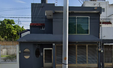 VENTA DE CASA CALLE MANUEL ACUÑA CENTRO CHETUMAL Q R